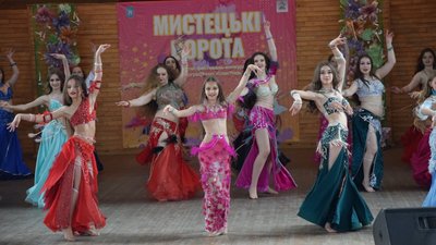 У Житомирі визначили переможців фестивалю-конкурсу хореографічних колективів "Мистецькі ворота-2021" У Житомирі визначили переможців фестивалю-конкурсу хореографічних колективів "Мистецькі ворота-2021"