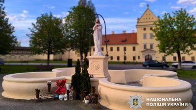 Статуя Матері Божої у Жовкві