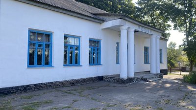 Великокобелячківська гімназія Великокобелячківська гімназія