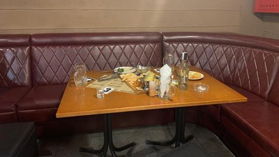 Співробітник СБУ вистрелив декілька разів у відвідувача кафе на Харківщині — ДБР