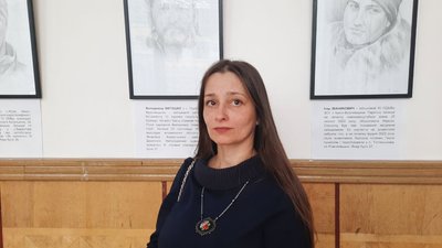 Художниця з Івано-Франківщини Ірина Чмелик, Тернопіль, 2 квітня, 2024 Художниця з Івано-Франківщини Ірина Чмелик, Тернопіль, 2 квітня, 2024