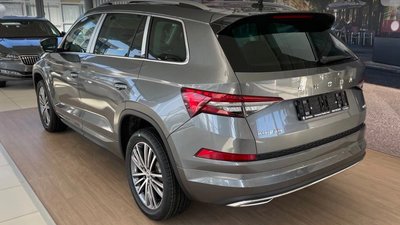На Буковині служба автомобільних доріг купила два преміум-авто — у служібі прокоментували навіщо На Буковині служба автомобільних доріг купила два преміум-авто — у служібі прокоментували навіщо