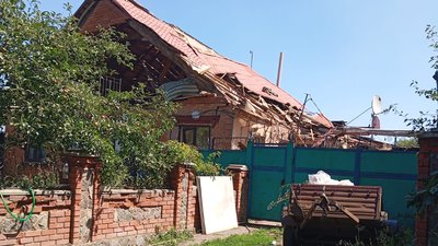 калинове, будинок