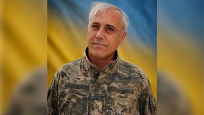 У Чернівцях прощаються з полеглим військовим Федоровичем