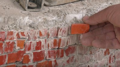 У Львові продовжують відновлювати мозаїку «Море і риби» У Львові продовжують відновлювати мозаїку «Море і риби»