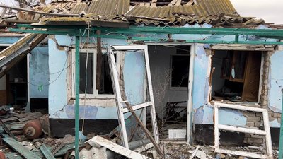 Все горіло, все бомбили: жителька Благодатного, що на Миколаївщині, розповіла про життя під російськими обстрілами Все горіло, все бомбили: жителька Благодатного, що на Миколаївщині, розповіла про життя під російськими обстрілами