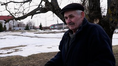 "Боїмося, що ... знову під вікнами будуть танки": як живуть у Городні на Чернігівщині, яка межує з Росією та Білоруссю "Боїмося, що ... знову під вікнами будуть танки": як живуть у Городні на Чернігівщині, яка межує з Росією та Білоруссю