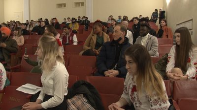 У Черкасах студенти перекладали вірші на пенджабську мову та інтерпретували у реп У Черкасах студенти перекладали вірші на пенджабську мову та інтерпретували у реп