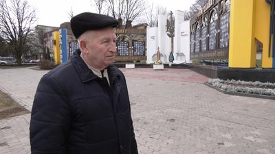 Десять років від стрілянини під хмельницьким СБУ. Судові засідання досі тривають Десять років від стрілянини під хмельницьким СБУ. Судові засідання досі тривають