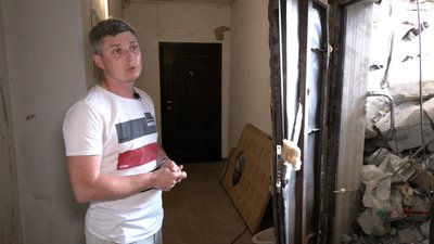 Пошкоджений внаслідок авіаудару будинок на вулиці Чорновола у Чернігові планують відремонтувати Пошкоджений внаслідок авіаудару будинок на вулиці Чорновола у Чернігові планують відремонтувати