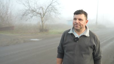 За 12 кілометрів від лінії фронту: як живе під обстрілами спустошіле Тернувате на Запоріжжі За 12 кілометрів від лінії фронту: як живе під обстрілами спустошіле Тернувате на Запоріжжі