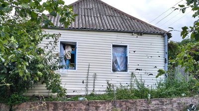 обстріли, побитий будинок, Нікопольщина