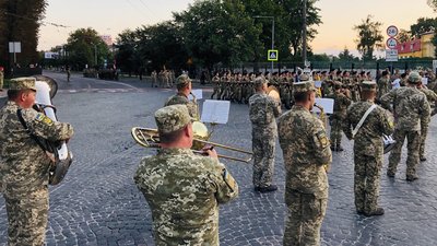 Підготовка до параду напередодні 30 річниці Незалежності України Підготовка до параду напередодні 30 річниці Незалежності України