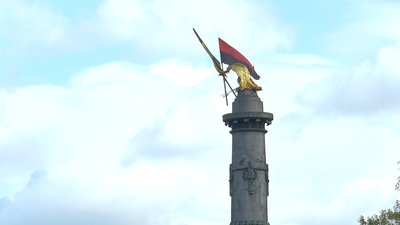 "Там, де російські вірші, може бути автомат": як виконують закон про деколонізацію на Полтавщині "Там, де російські вірші, може бути автомат": як виконують закон про деколонізацію на Полтавщині