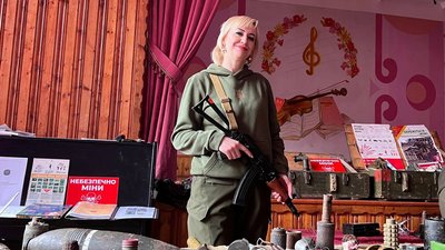 У Тернополі волонтери організували урок "Мінної безпеки" У Тернополі волонтери організували урок "Мінної безпеки"