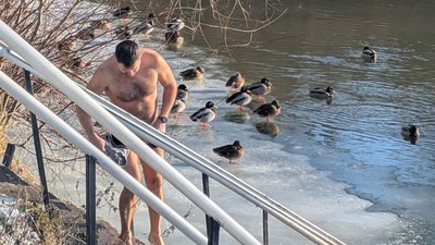 Моржування, моржі річка, Стир, зима, плавання, водохреща