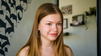 Вишиванка, калина та острів Зміїний: одеська майстриня б'є тату з українською тематикою Вишиванка, калина та острів Зміїний: одеська майстриня б'є тату з українською тематикою