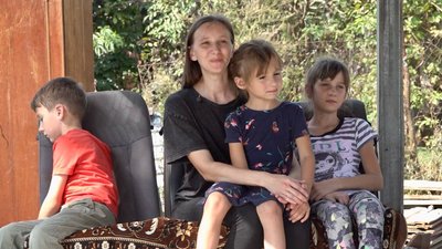 Наталія Гриців з дітьми