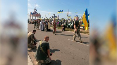 На Чернігівщині поховали капітана Євгена Кисіля та солдата Юрія Бугайова, які загинули на Донеччині та Запоріжжі На Чернігівщині поховали капітана Євгена Кисіля та солдата Юрія Бугайова, які загинули на Донеччині та Запоріжжі