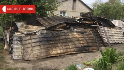 "Замість стелі небо, вигоріло все".Наслідки пожежі на Волині у ФОТО "Замість стелі небо, вигоріло все".Наслідки пожежі на Волині у ФОТО
