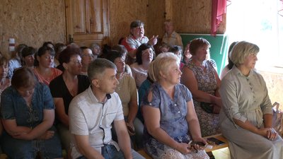 Зустріч батьків і освітян із представниками відділу освіти Зустріч батьків і освітян із представниками відділу освіти