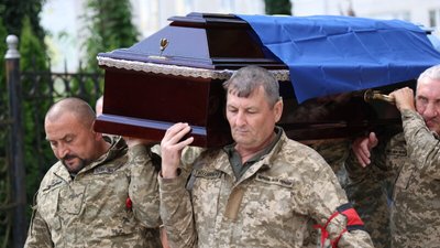 У Луцьку попрощалися з загиблим на Донеччині 55-річним бійцем Анатолієм Гончаревичем