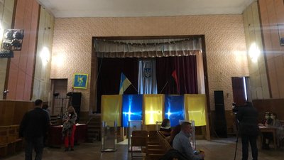 Вибори на Львівщині. Як відбувається голосування Комарнівській громаді