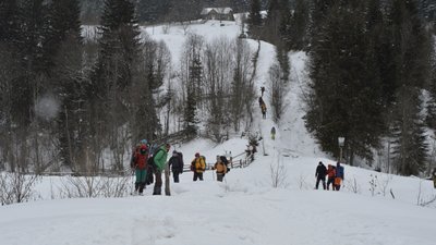 Прикарпатські рятувальники допомогли туристам з Києва, які заблукали на Говерлі