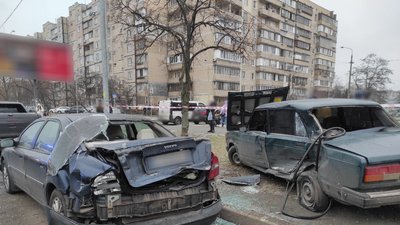 У Києві п'яний водій протаранив автівку: є травмовані