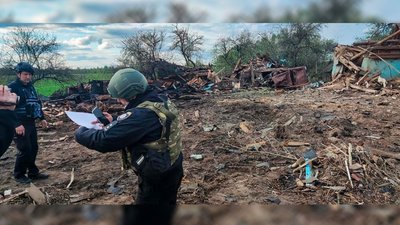 На Чернігівщині під час авіаудару поранення отримали троє поліцейських На Чернігівщині під час авіаудару поранення отримали троє поліцейських