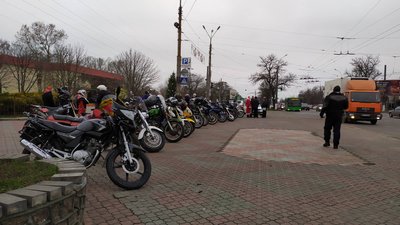 У Миколаєві відбувся новорічний мотопробіг У Миколаєві відбувся новорічний мотопробіг