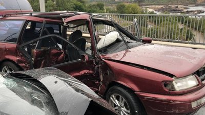 У Запоріжжі внаслідок ДТП четверо людей дістали травм, серед них — підліток У Запоріжжі внаслідок ДТП четверо людей дістали травм, серед них — підліток