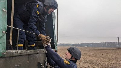 "Під час весняних польових робіт у нас аншлаг". Рятувальник про мінну небезпеку на Кіровоградщині "Під час весняних польових робіт у нас аншлаг". Рятувальник про мінну небезпеку на Кіровоградщині