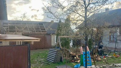На Буковині через негоду пошкодились майже 20 будинків