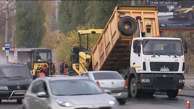 У Сумах продовжили ремонт вулиці Харківської: роботи обійдуться у 40 мільйонів У Сумах продовжили ремонт вулиці Харківської: роботи обійдуться у 40 мільйонів