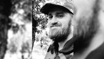 На Чернігівщині попрощалися із бійцем ЗСУ, який загинув у боях за Херсонщину