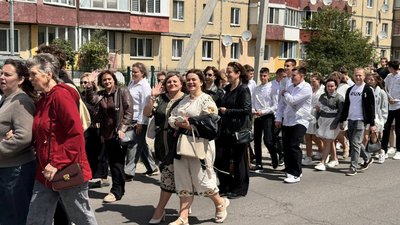 Хода випускників у Здолбунівській громаді на Рівненщині, 29 травня 2026 року
