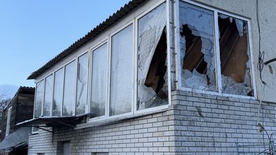“Так бахнуло, так я ледве з хати вискочив”: наслідки влучання БпЛА у Сумах