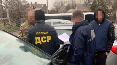 На Волині військовий комісар за гроші допомагав ухилитися від служби в армії На Волині військовий комісар за гроші допомагав ухилитися від служби в армії