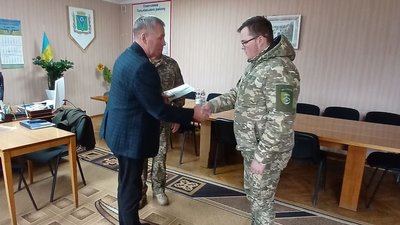 20-річний поранений захисник із Черкащини отримав медаль 20-річний поранений захисник із Черкащини отримав медаль