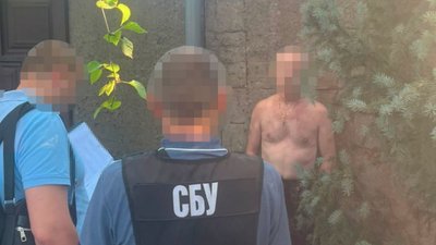 лікар з Дніпропетровщини відкрив клініку на ТОТ Криму та фінансував РФ
