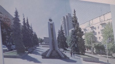 У Житомирі готуються встановлювати стели для майбутнього пам’ятника захисникам України У Житомирі готуються встановлювати стели для майбутнього пам’ятника захисникам України