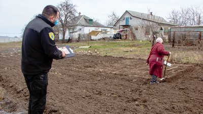 У Дніпрі розпочали рейди-пошуки тих, хто палить листя й сміття