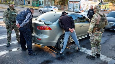 Чотирьох одеситів підозрюють у серії розбійних нападів та катуванні людей