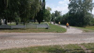 "Кордон у городах". Прикордонне село Попівка на Сумщині живе під постійними обстрілами армії РФ
