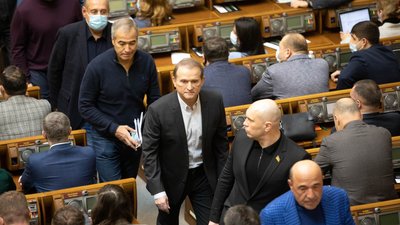 Місяць під санкціями: що змінили рішення РНБО проти Медведчука Місяць під санкціями: що змінили рішення РНБО проти Медведчука