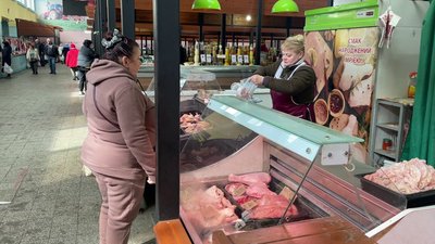 Подорожчали м'ясо та яйця: які ціни у Херсоні на продукти напередодні Великодня Подорожчали м'ясо та яйця: які ціни у Херсоні на продукти напередодні Великодня