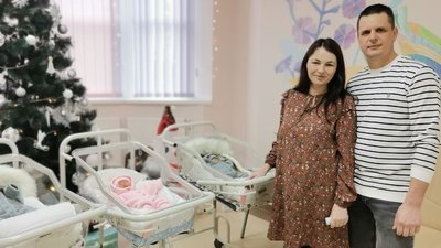 "Найголосніша — донечка": з Волинського перинатального виписали трійню з Рівненщини
