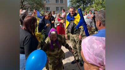 Микола Павляшик, зустріч звільненого з полону, Сошичненська громада