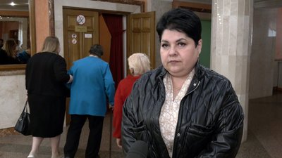 У Луцьку вшанували матерів загиблих військовослужбовців У Луцьку вшанували матерів загиблих військовослужбовців